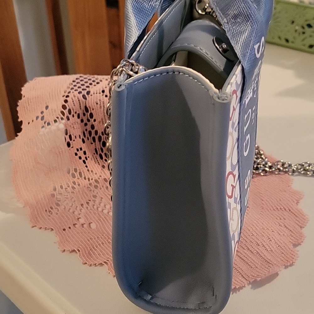 Guess Mini Tote - Picture 6 of 8